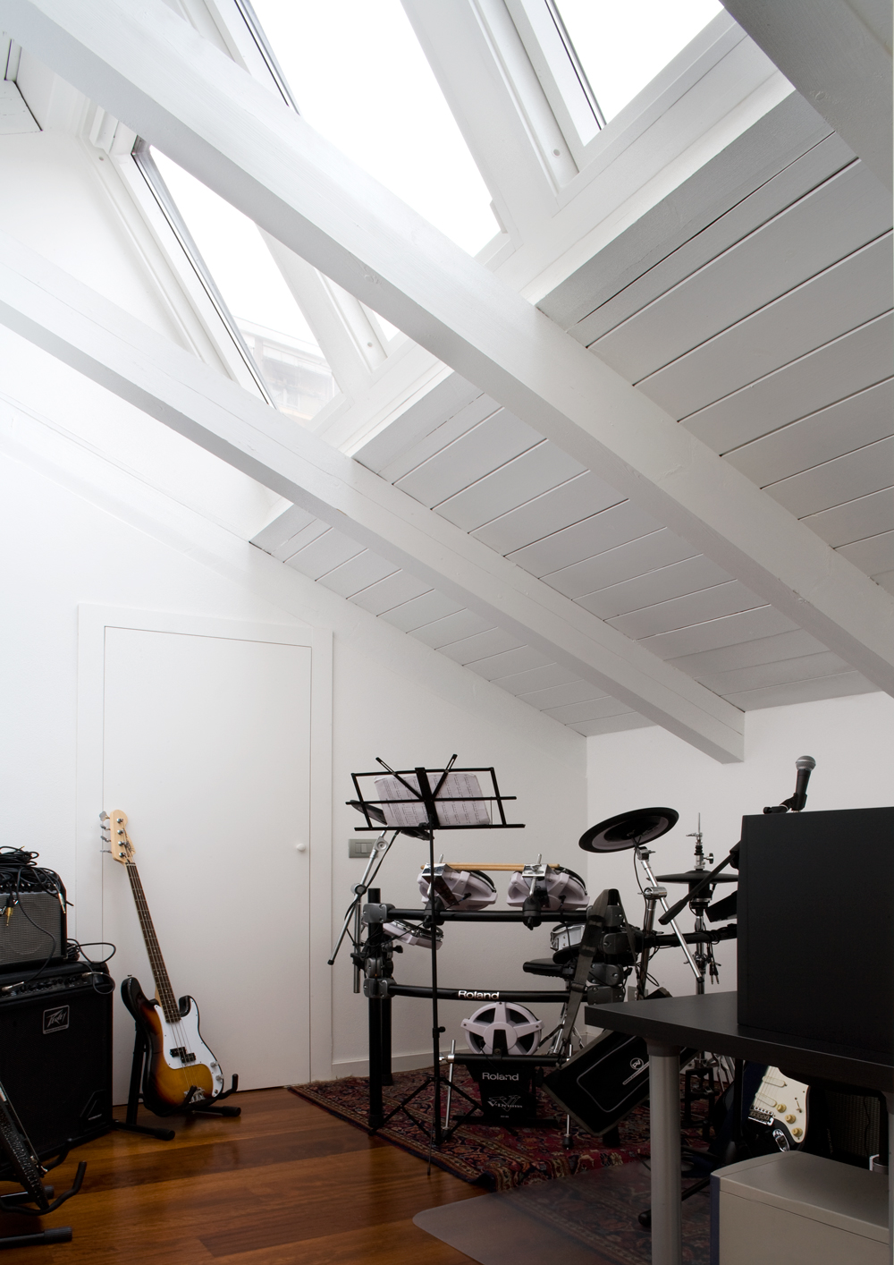 La finestra ad alto isolamento acustico è ideale per zone con forte traffico